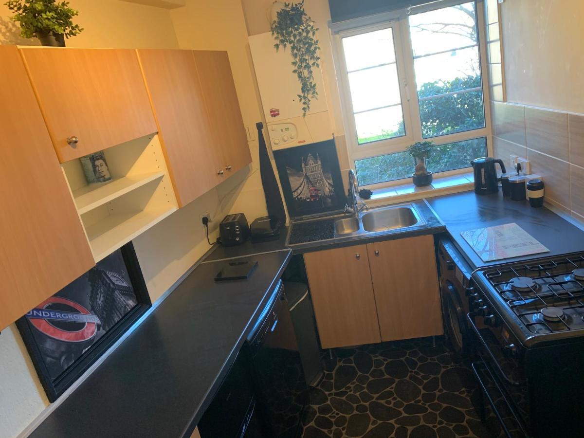 Beddington Park Lodge West 沃灵顿 外观 照片